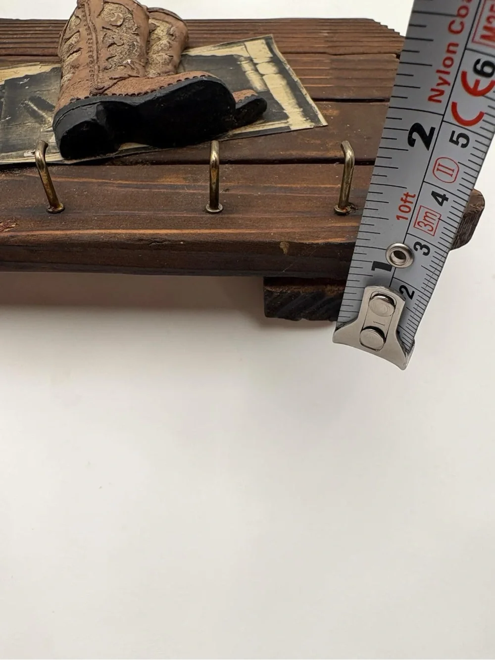 Rustic 1990s Wood Western Cowboy Boot Theme Key Rack with 4 hooks 6 Inch Wide
